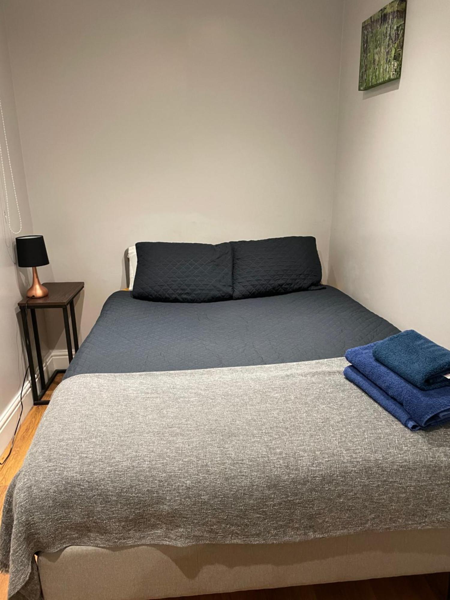 2 Bedroom Apartment Chiswick Park Tube Station Londres Exterior foto
